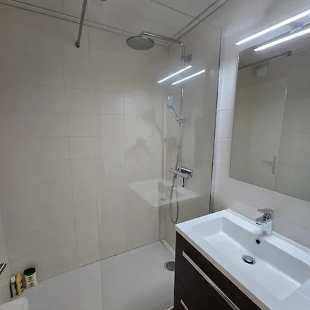 Le Francine -val Thorens -appartement 6 Personnes -50 M Pied Des Pistes Apartment