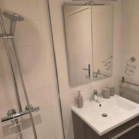Le Francine -val Thorens -appartement 6 Personnes -50 M Pied Des Pistes Val Thorens